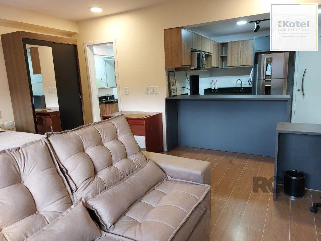 Apartamento stidio com 1 dormitório, 1 vaga de garagem no Bairro Auxiliadora. — foto 3