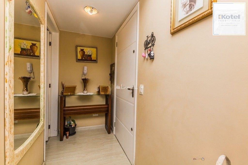 Vende-se apartamento com 2 quartos, 74m² e 1 vaga – Higienópolis