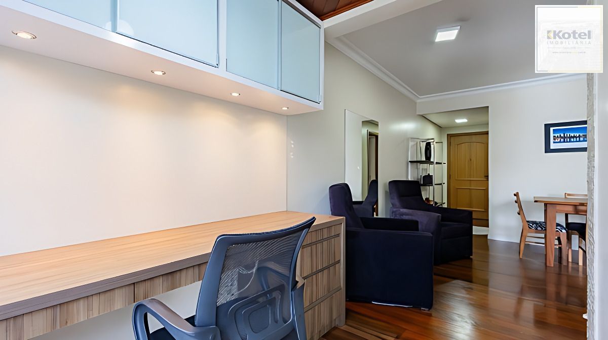Vende-se apartamento com 2 quartos( 1 suíte), 96m², sacada e 2 vagas - Mont Serrat