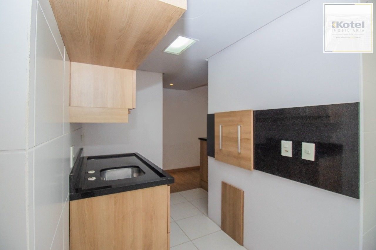 Apartamento com 70m², 2 dormitórios, 1 suíte, 1 vaga no bairro Higienópolis em Porto Alegre