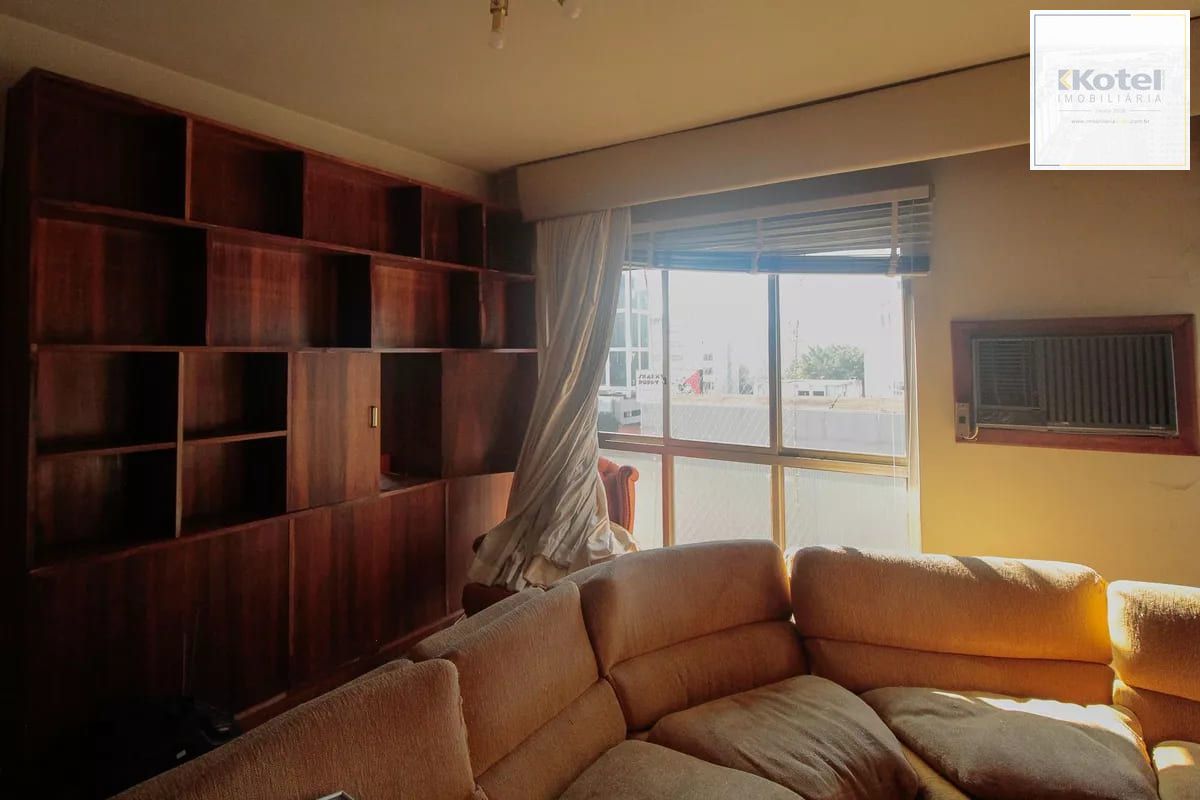 Vende-se apartamento com 4 quartos (1 suíte), 204 m² e 2 vagas - Rio Branco