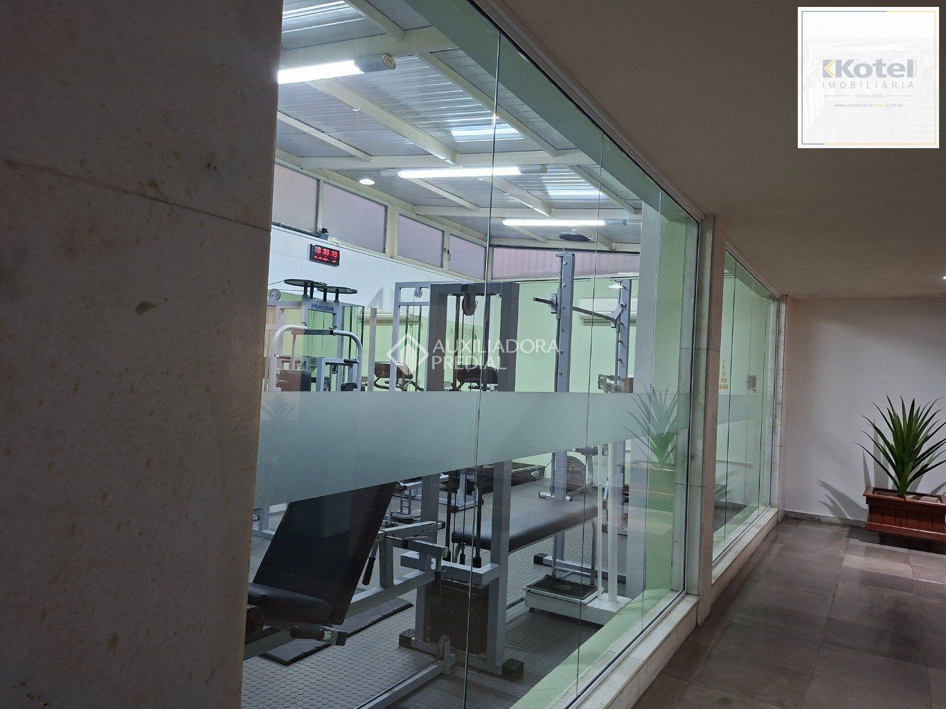 Apartamento à venda, 32m², Cidade Baixa - Porto Alegre — foto 2