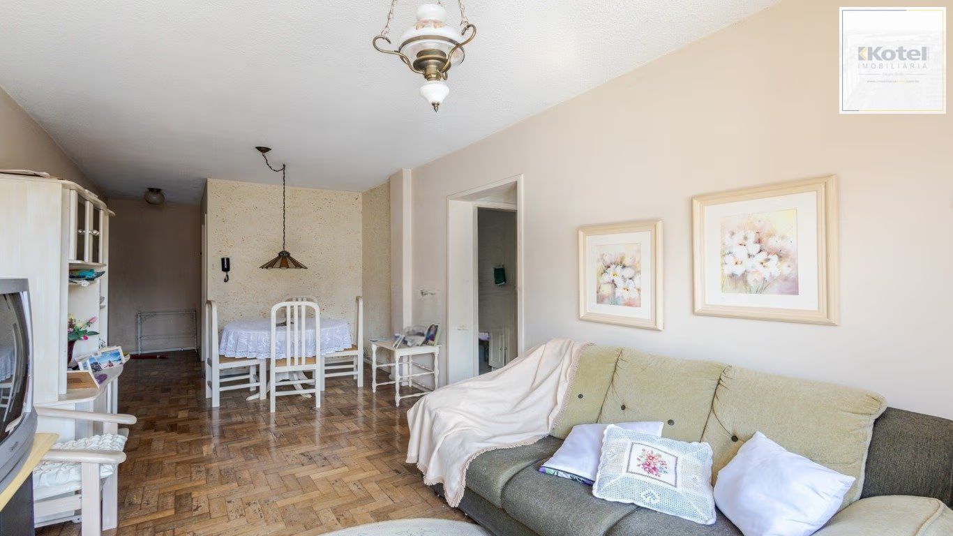 Excelente apartamento de 2 D na Demétrio Ribeiro