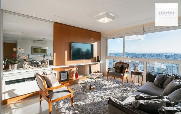 Vende-se amplo apartamento com 3 suítes, 126m² e 2 vagas - Petrópolis — foto 3