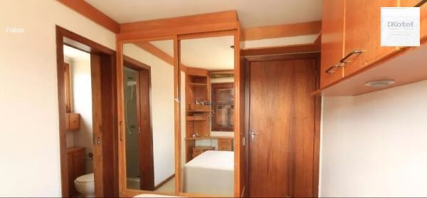 Vende-se apartamento com 1 quarto, 43 m² e 1 vaga – Menino Deus