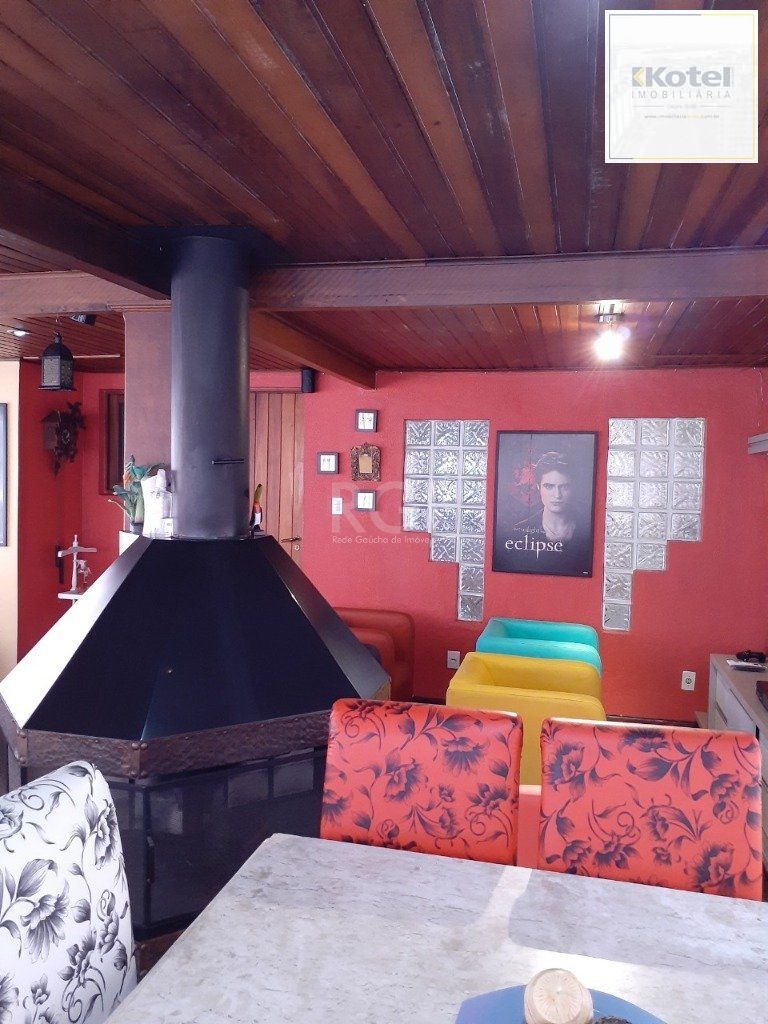 Casa 3 dormitórios, 2 suítes, 4 vagas, 257,52 m² de área privativa, no Bairro Ipanema — foto 4