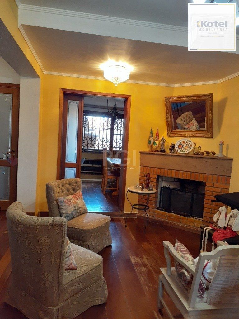Casa 3 dormitórios, 2 suítes, 4 vagas, 257,52 m² de área privativa, no Bairro Ipanema — foto 3
