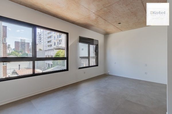 Vende-se apartamento com 1 quarto, 44,9 m² e 1 vaga – Petrópolis — foto 2