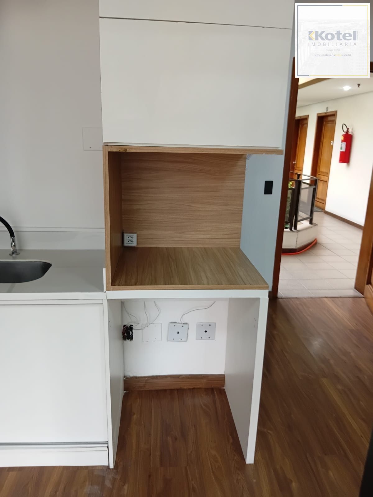 Vende-se cobertura comercial com Terraço – Moinhos de Vento
