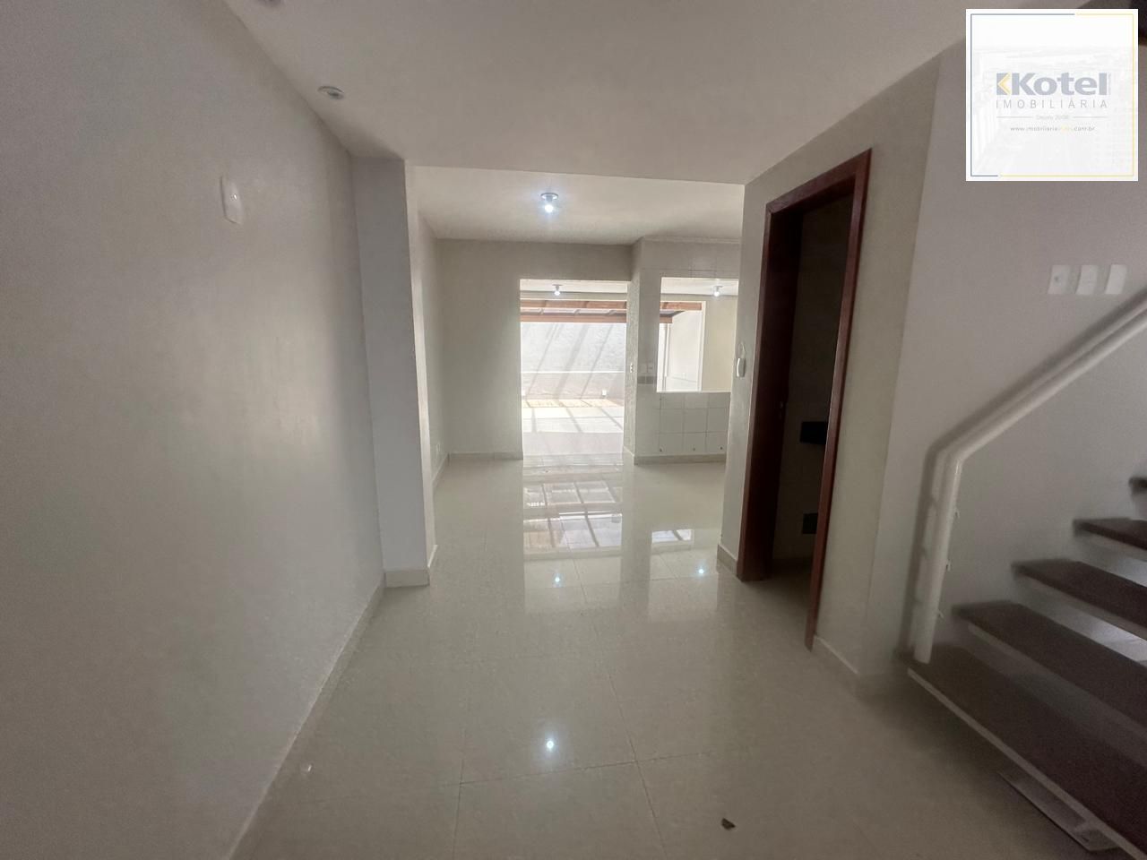 Vende-se casa com 4 suítes, 184m² e 4 vagas – Chácara das Pedras — foto 3