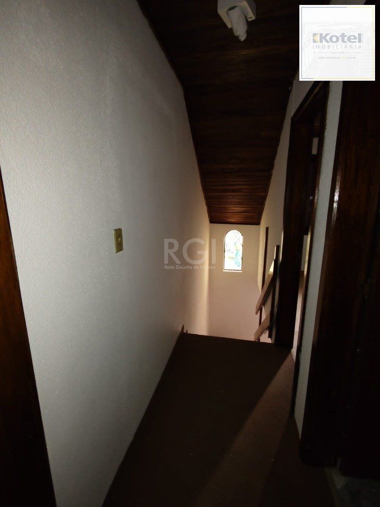 Casa para Venda - 98m², 2 dormitórios, 2 vagas - Alto Petrópolis