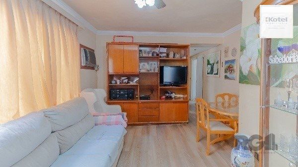 Vende-se excelente cobertura 2 quartos com suíte, 3 vagas de garagem com 156m² no Petrópolis — foto 4