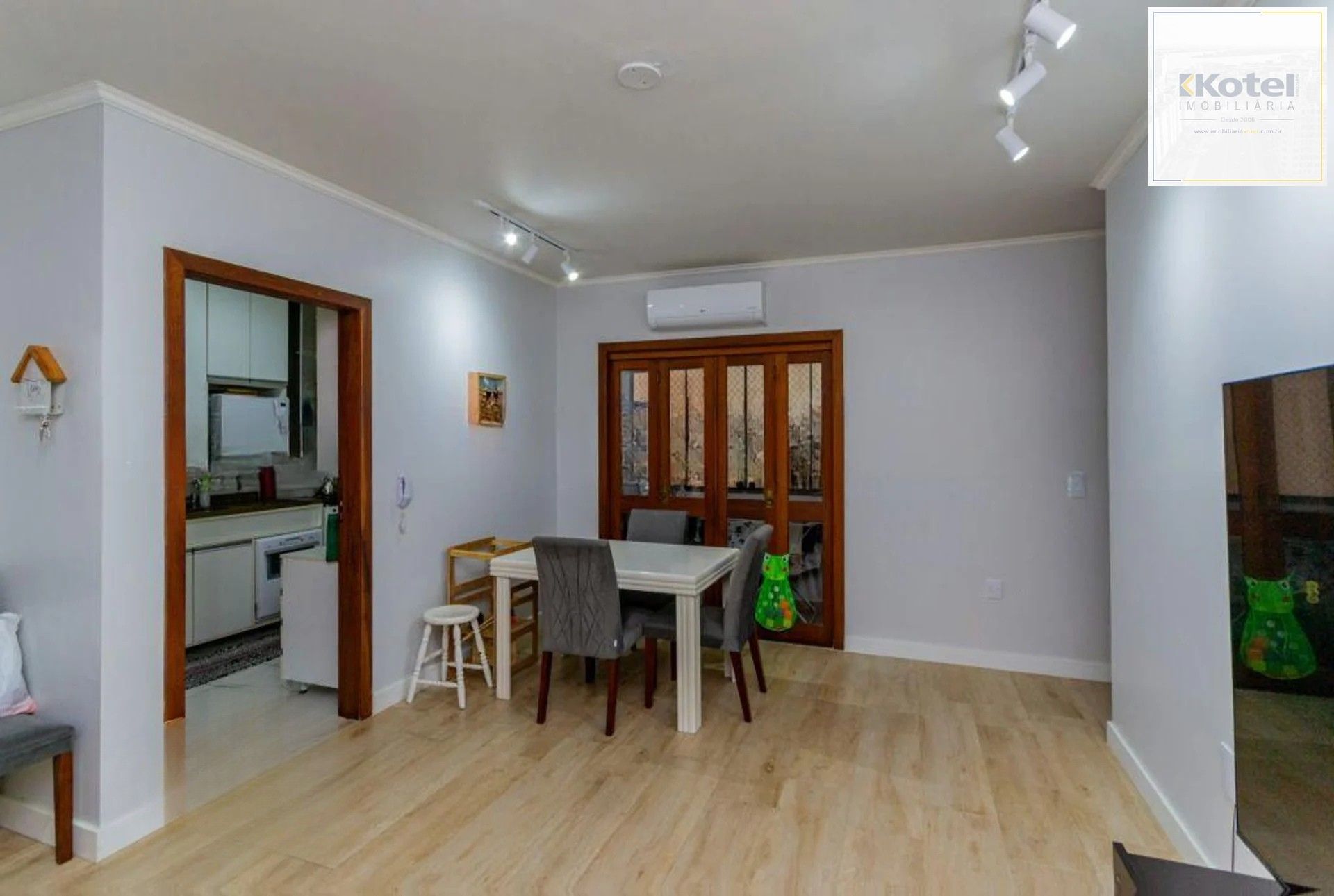 🏡 Vende-se apartamento com 2 quartos (1 suíte), 70,83 m² e 1 vaga – Jardim Botânico — foto 3