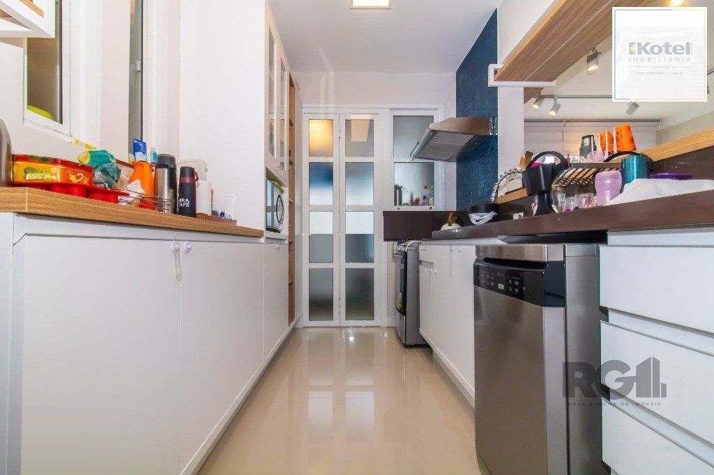 Vende-se belo apartamento a 2 quadras do Parcão, 3 quartos com suíte e vaga coberta - 110m² - Auxiliadora — foto 4