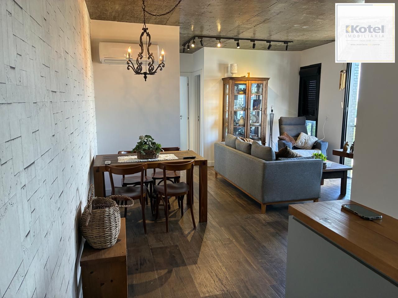 Vende-se apartamento com 2 quartos (1 suíte), 79m² e 2 vagas - Rua Eduardo chartier 190 — foto 2