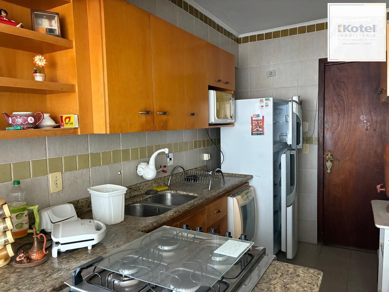 Apartamento de 3 Dormitórios localizado no bairro Petrópolis — foto 3