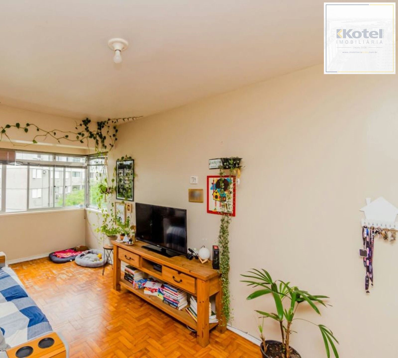 Vende-se apartamento com 2 quartos, 78m² e 1 vaga - Bom Fim — foto 2