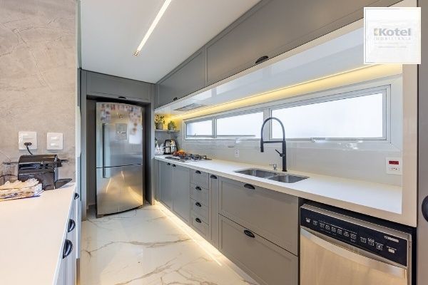 Apartamento alto padrão mobiliado com 3 suítes e 140 m² na Bela Vista — foto 4