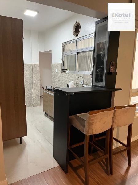 Vende-se apartamento com 3 quartos, 115 m² e 1 vaga – Bom Fim