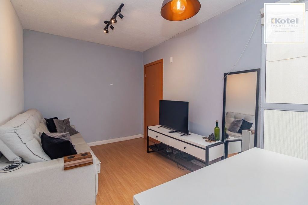 Vende-se apartamento com 2 quartos, 40m² e 1 vaga – Morro Santana