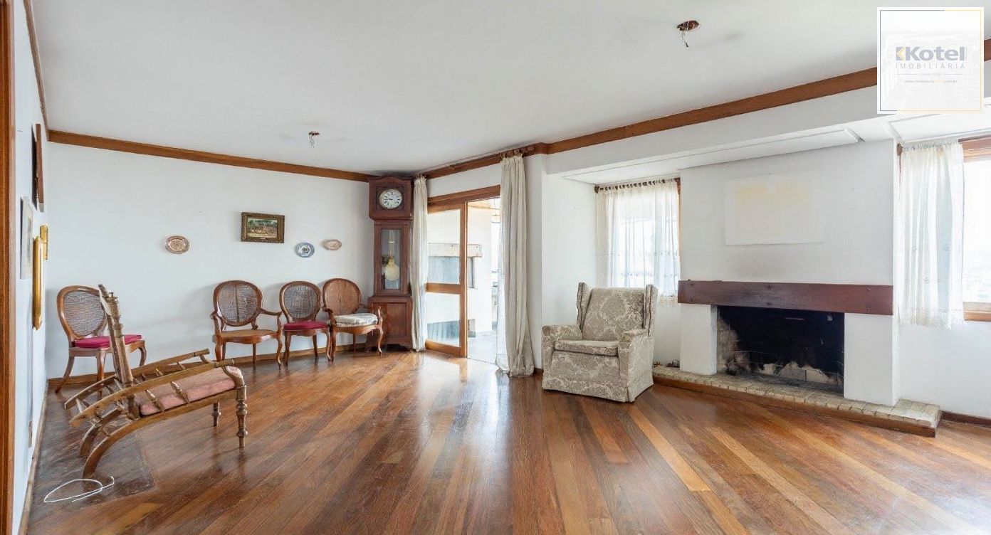 Vende-se apartamento com 3 quartos, 133m² e 2 vagas - Rio Branco