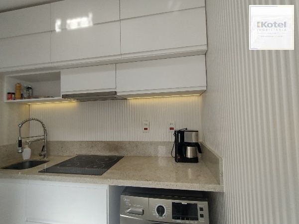 Vende-se apartamento reformado com 2 dormitórios (1 suíte) - 75 m² - Jardim Botânico