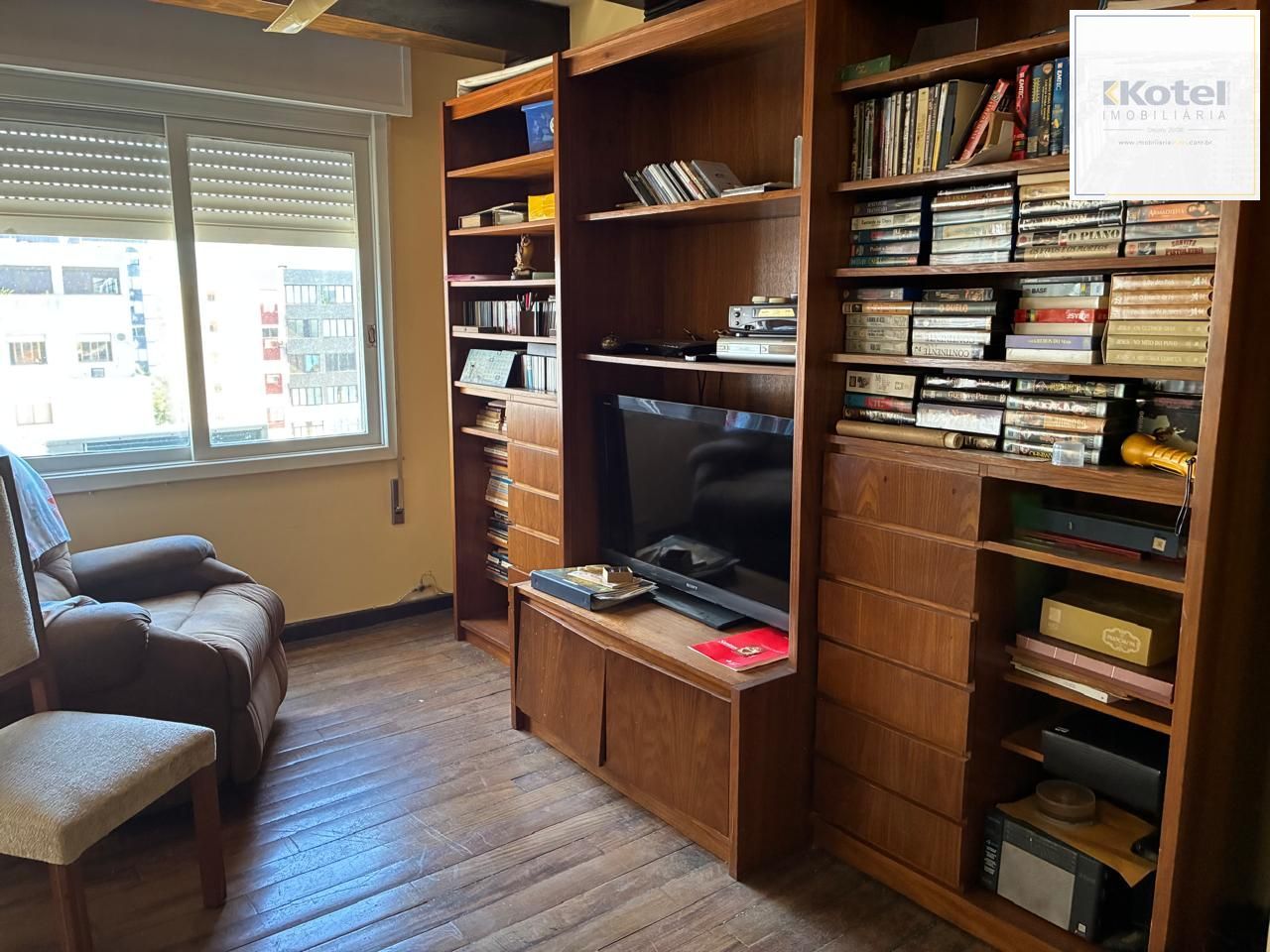 Apartamento de 3 Dormitórios localizado no bairro Petrópolis — foto 4