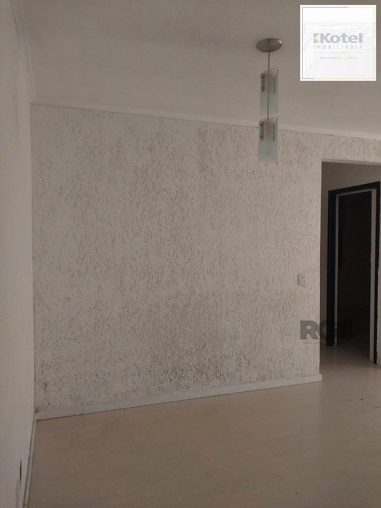 Vende-se apartamento 2 dorm com vaga, sacada com churrasqueira - 64m² - Partenon — foto 3
