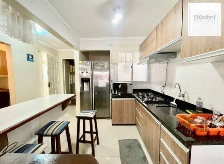 Apartamento 2 dormitórios  com sacada, vista para o mar - 59m² de área privativa em Capão da Canoa