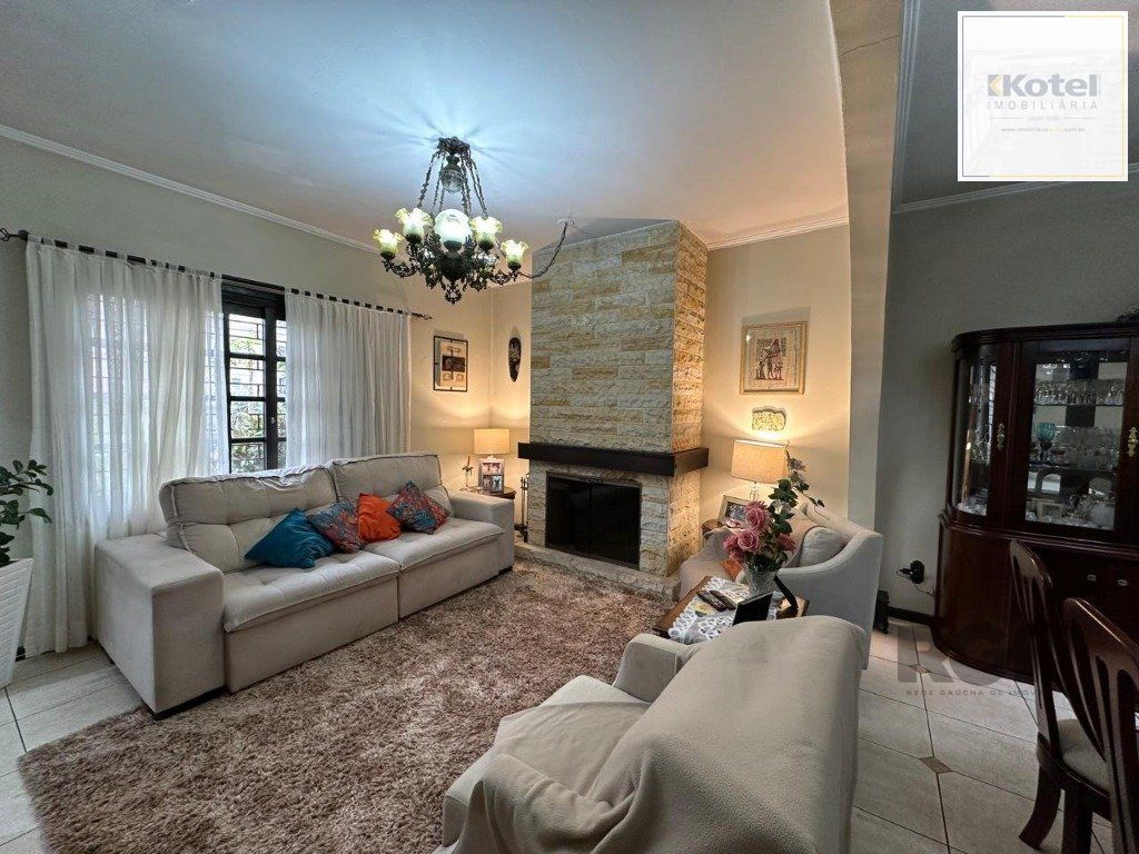 Vende-se ampla casa 3 quartos com hidro, 2 vagas, living com ladeira e salão de festas com churrasqueira - 260m² - Medianeira — foto 3
