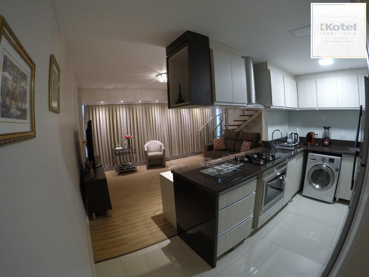 Vende-se apartamento duplex com 1 quarto , 64m² e 2 vagas - Praia de Belas
