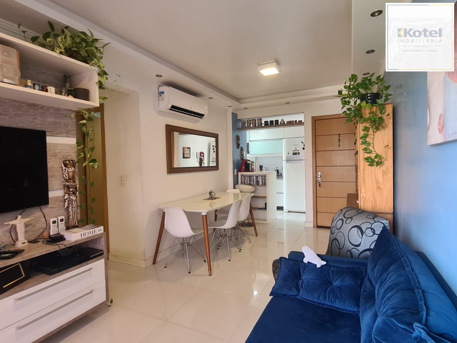 Vende-se apartamento com 3 quartos (1 suíte), 71 m² privativos e 2 vagas – Partenon — foto 2