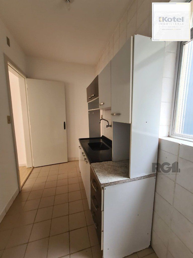 Vende-se apartamento 2 dorm 1 vaga desocupado - 60m² - Bairro Mont Serrat — foto 3