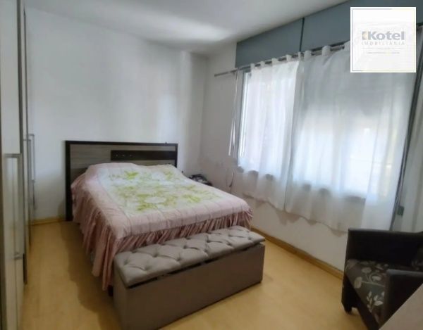 Apartamento de 2 dormitórios com churrasqueira, no Bairro Jardim Botânico