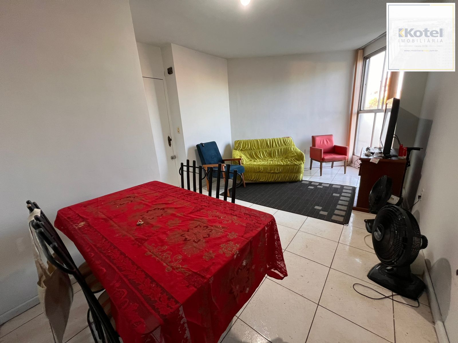 Apartamento com 3 dormitórios, 1 vaga, no bairro Cristal, Porto Alegre, RS — foto 3