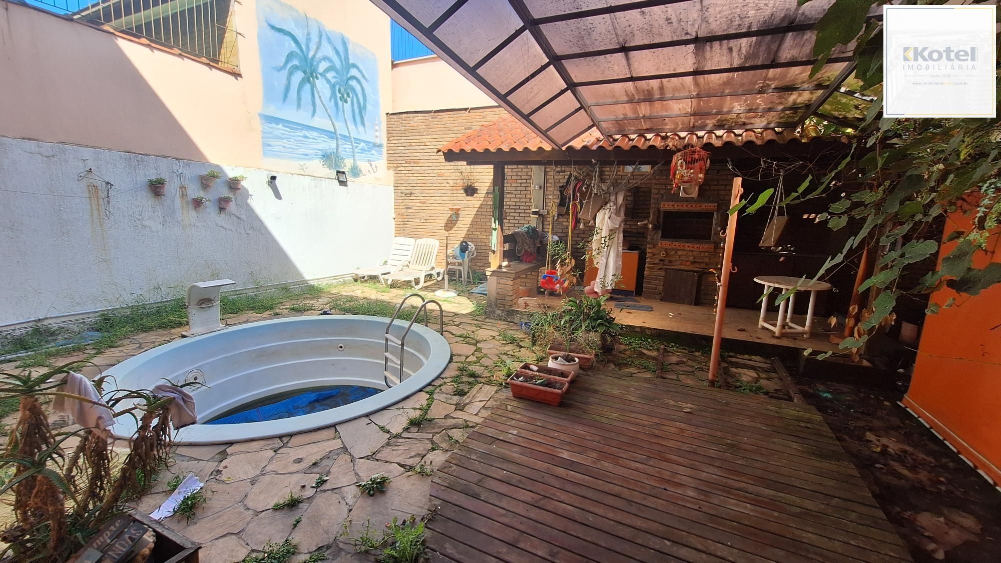 Comprar para reformar. Casa com  5 quartos no bairro Petrópolis! — foto 4