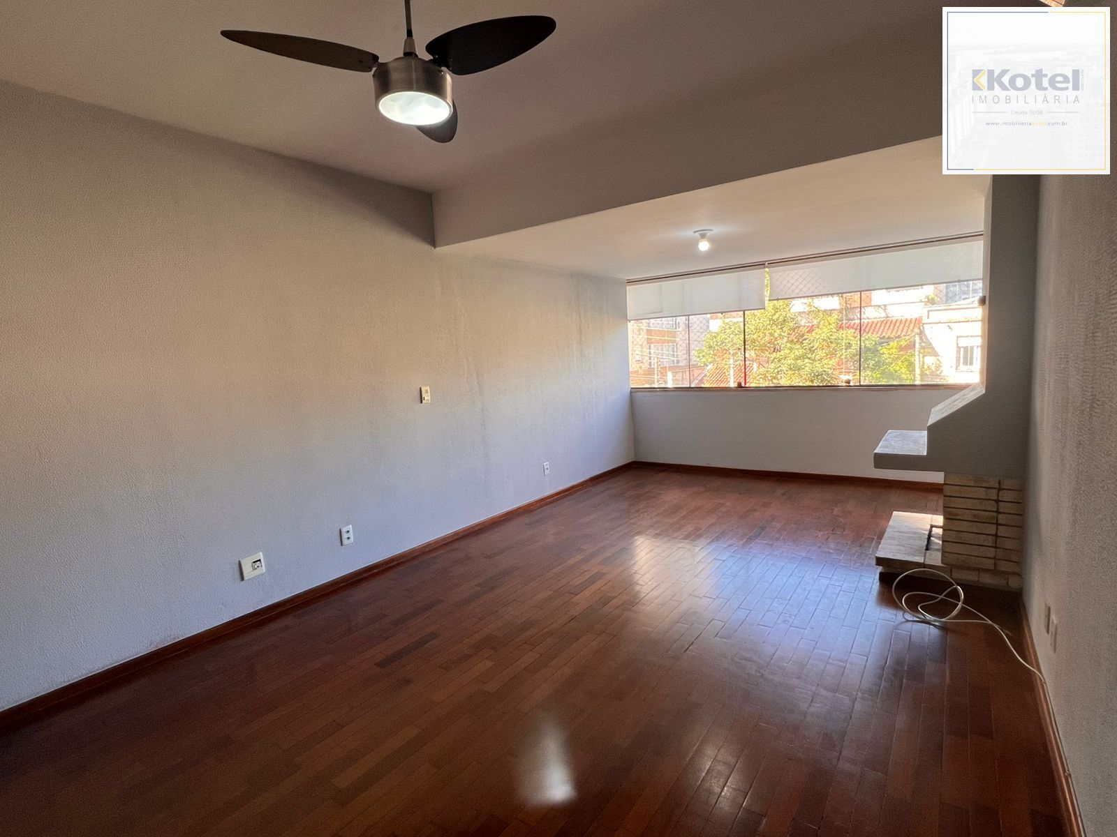 Apartamento com 2 dormitórios,1 vaga, no bairro Cristo Redentor, em Porto Alegre — foto 3