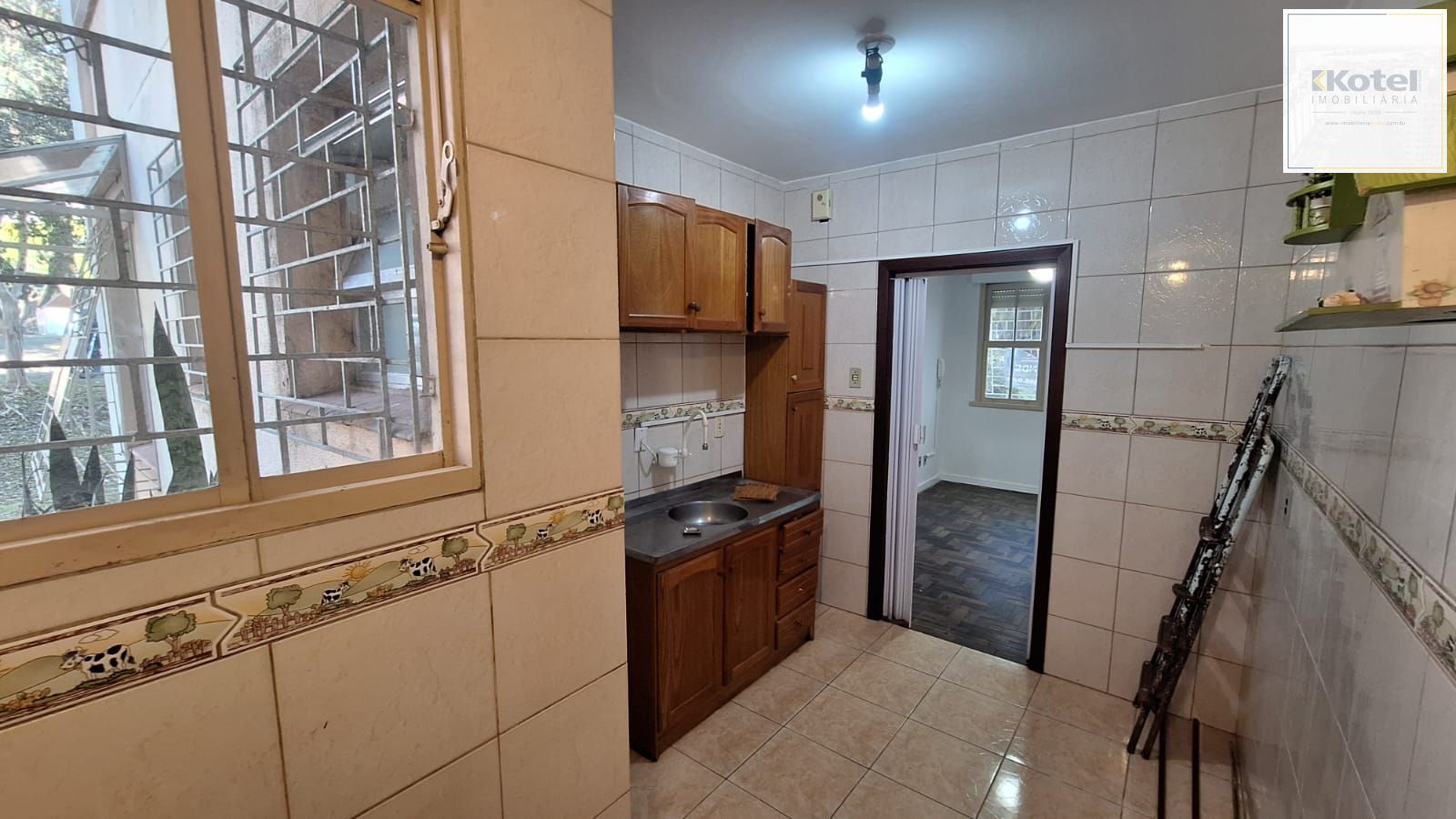 Apartamento de 2 dormitórios em condomínio fechado. Santo Antônio Porto Alegre — foto 2