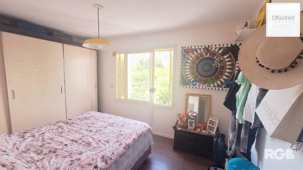 Apartamento com 2 dormitórios, 1 vaga coberta, no bairro Petrópolis, em  Porto Alegre, RS — foto 4