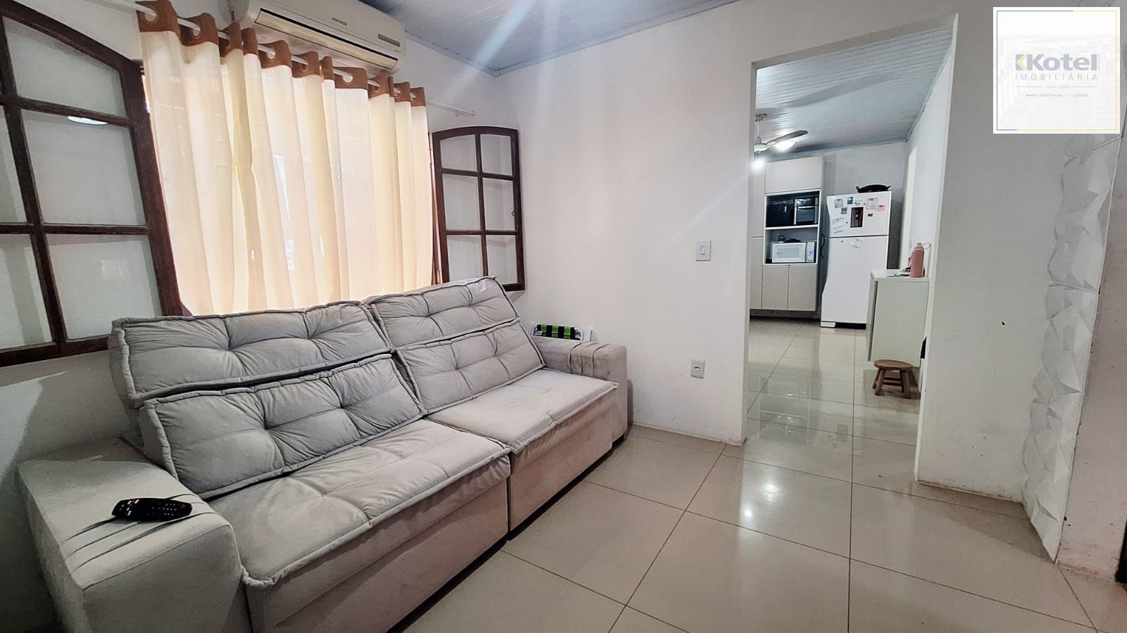 Se você procura uma casa com pátio e churrasqueira  para receber sua família e amigos , aqui é seu lugar!