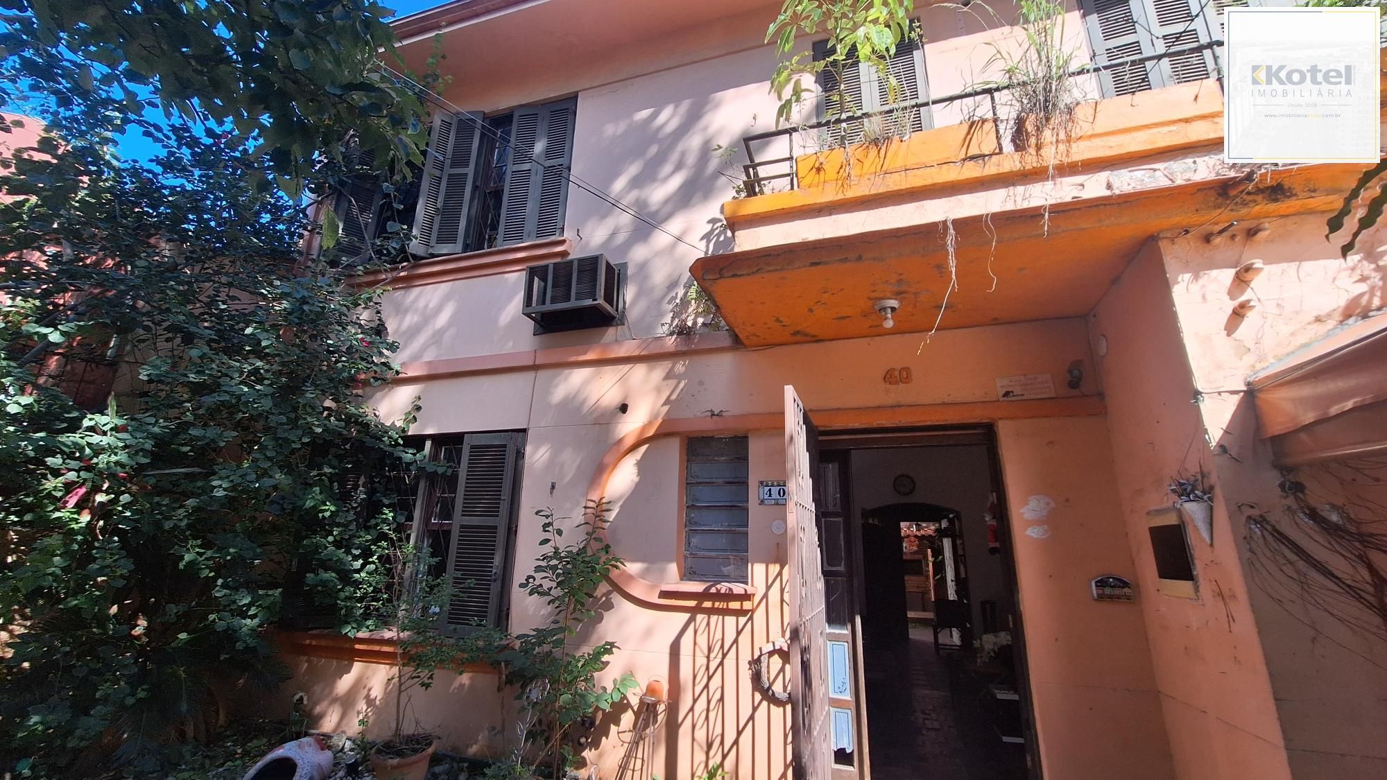 Comprar para reformar. Casa com  5 quartos no bairro Petrópolis! — foto 5
