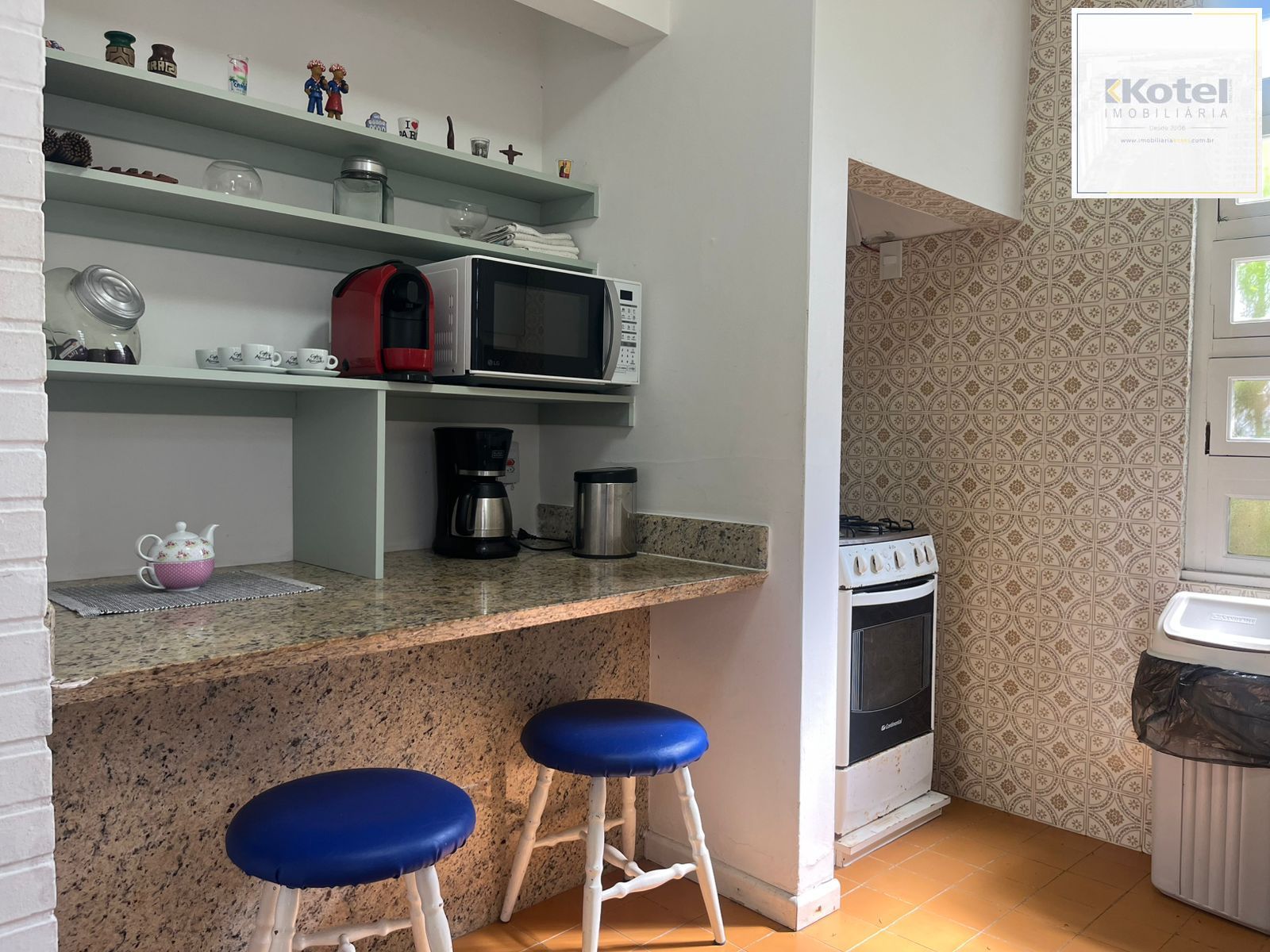Casa térrea, com 2 dormitórios, 3 vagas, no bairro Ipanema, Porto Alegre, RS — foto 4