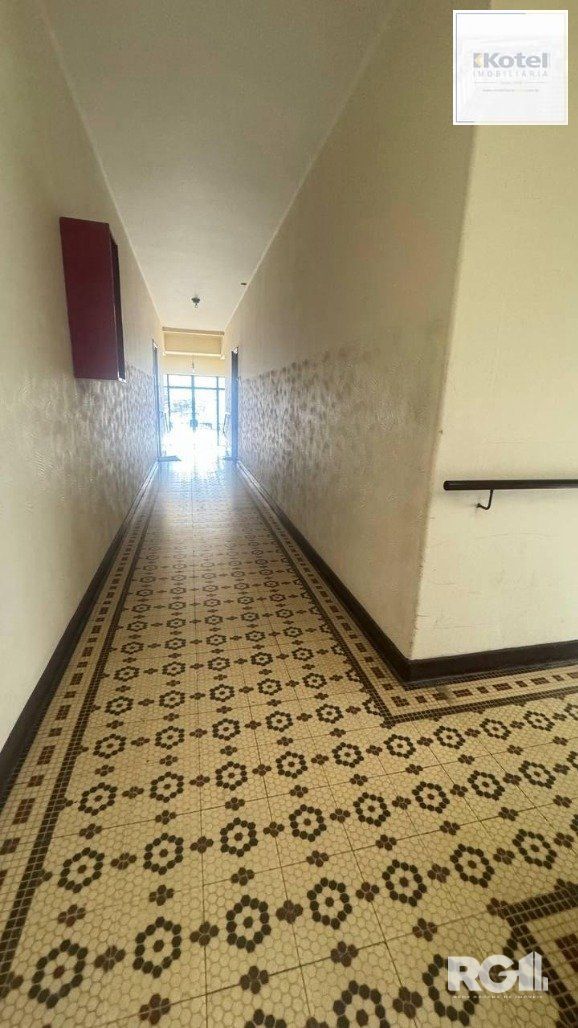 CORREDOR-DE-ACESSO-AOS-APARTAMENTOS