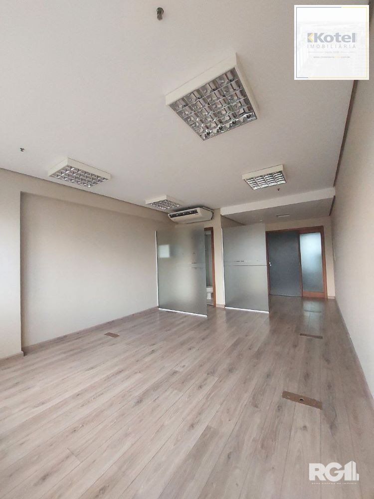 Conjunto Comercial com Portaria 24 Horas e Auditório