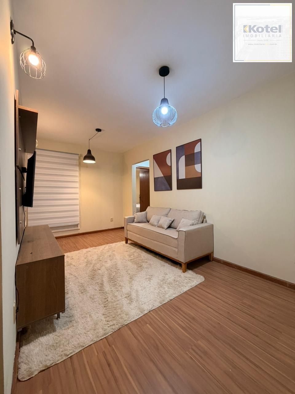 APARTAMENTO COM UMA VAGA DE GARAGEM - NA LUIZ AFONSO