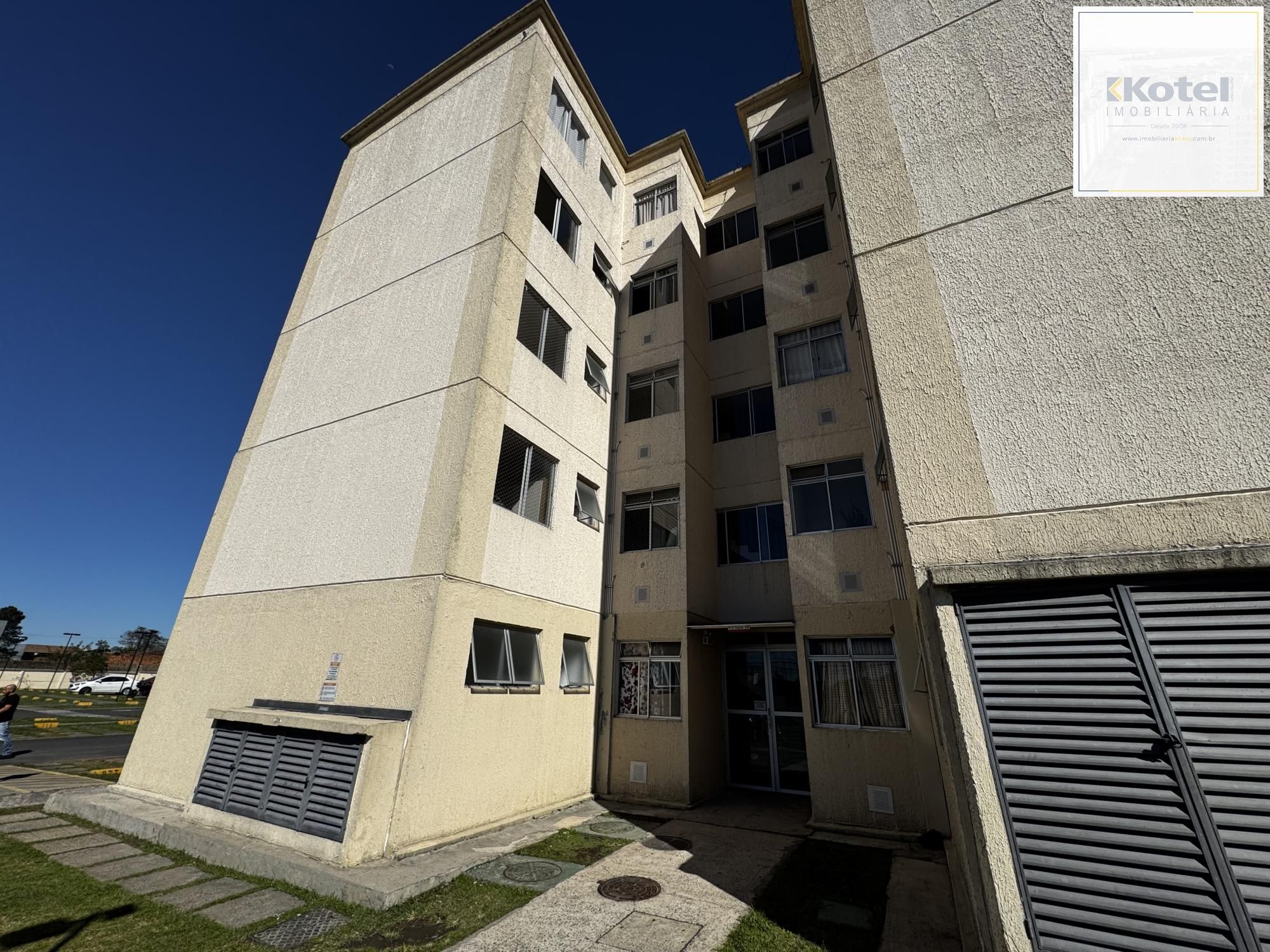 Apartamento de 2 dormitórios com garagem desocupado. — foto 4