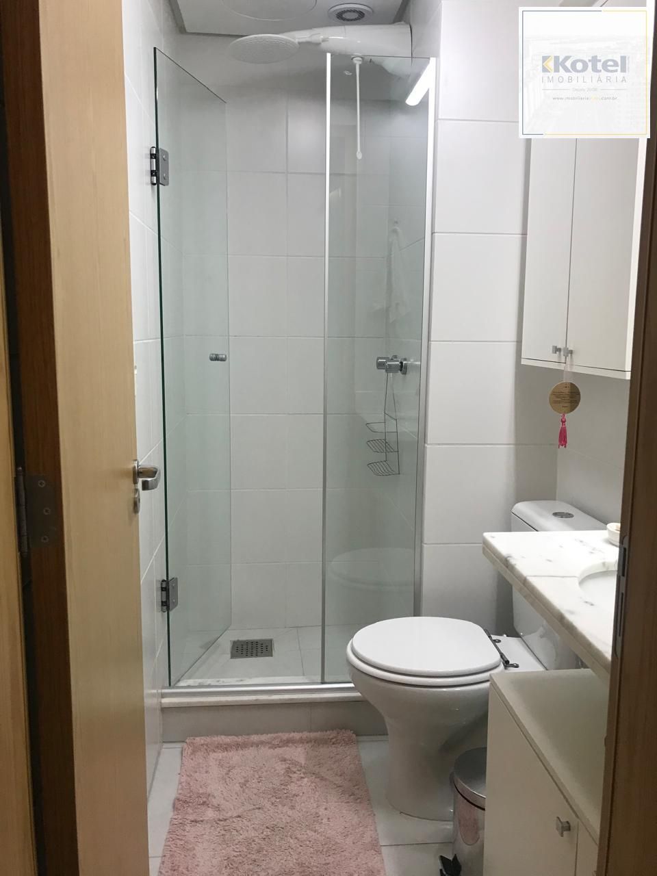 BANHEIRO-COM-BOX-DE-VIDRO
