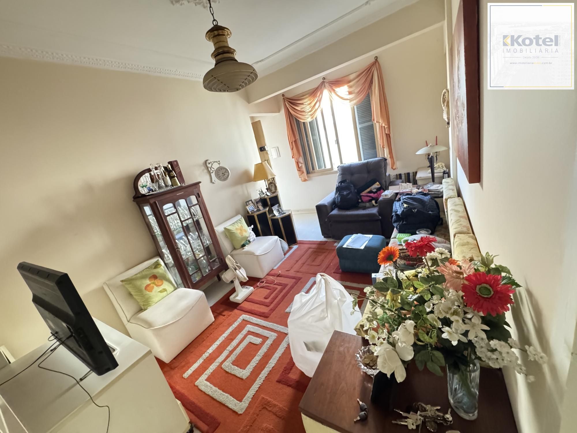Apartamento de 2 Dormitórios com Elevador na Cidade Baixa