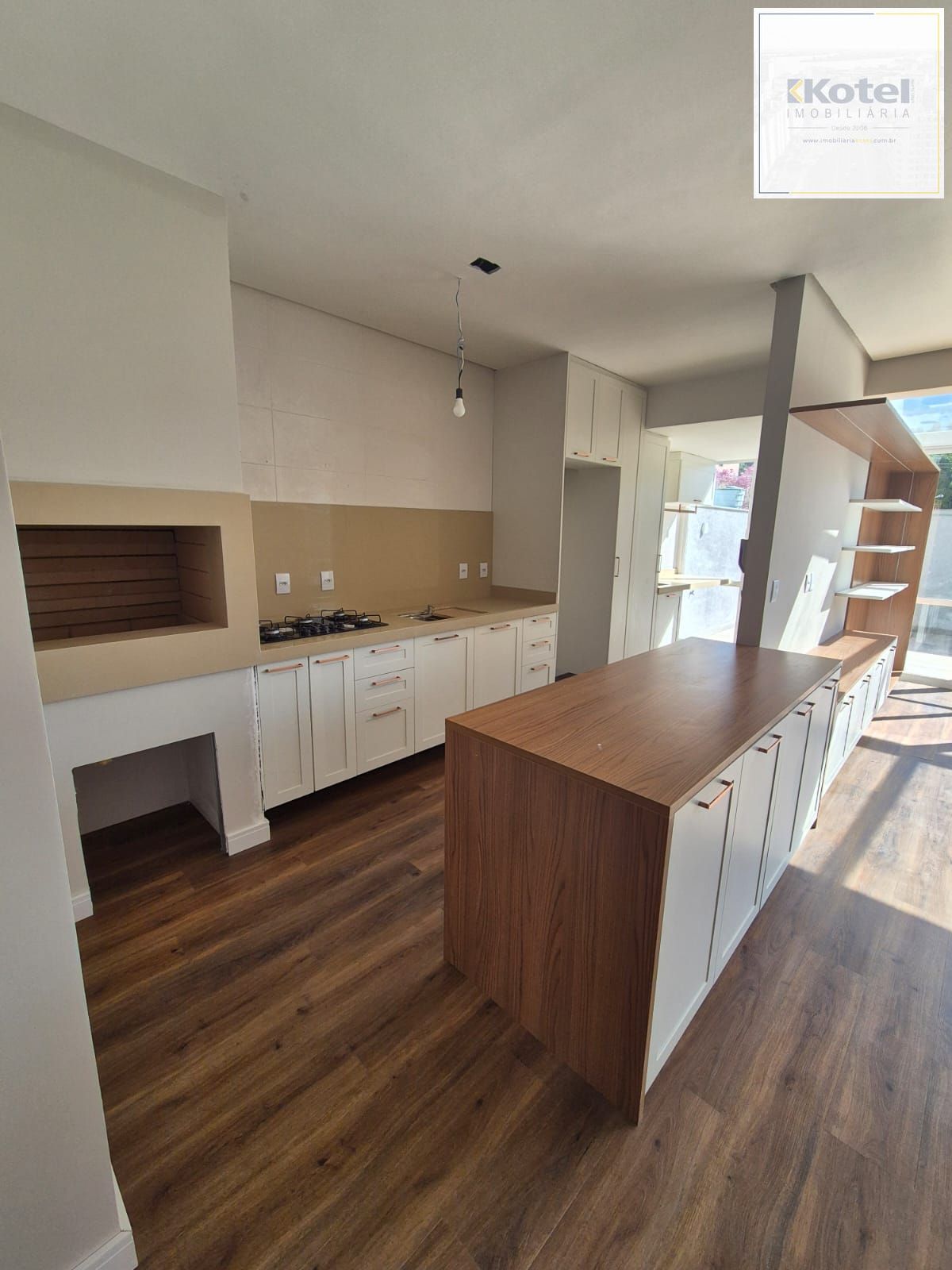 Apto amplo — foto 2