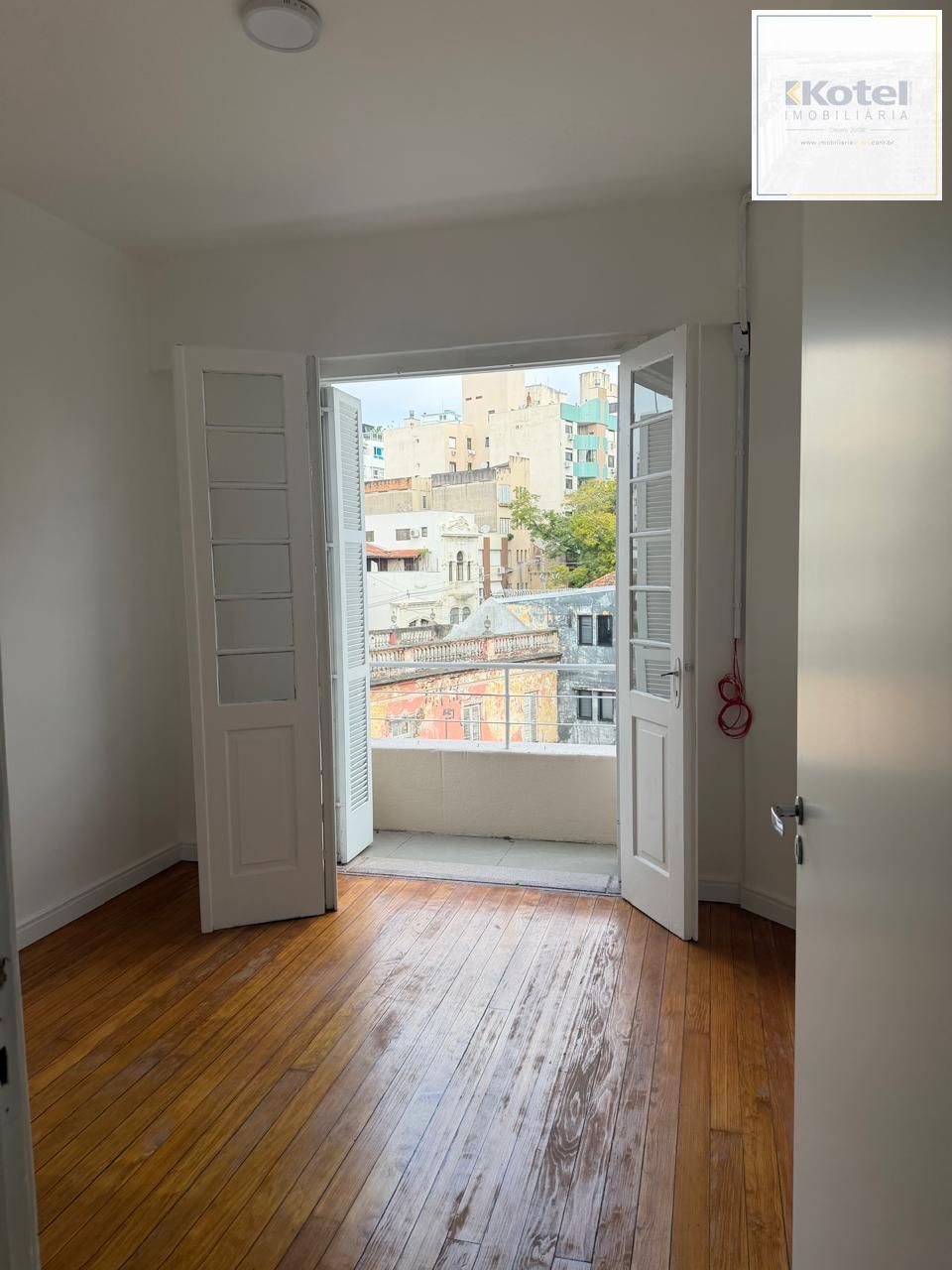 Apartamento, 3 quartos, à venda, 73 m², Floresta - Porto Alegre — foto 3